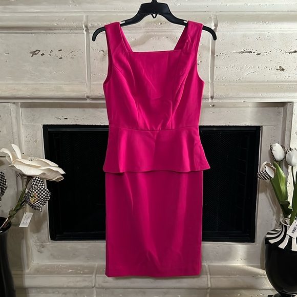 Anne Klein Dresses & Skirts - Anne Klein fuchsia sleeveless dress